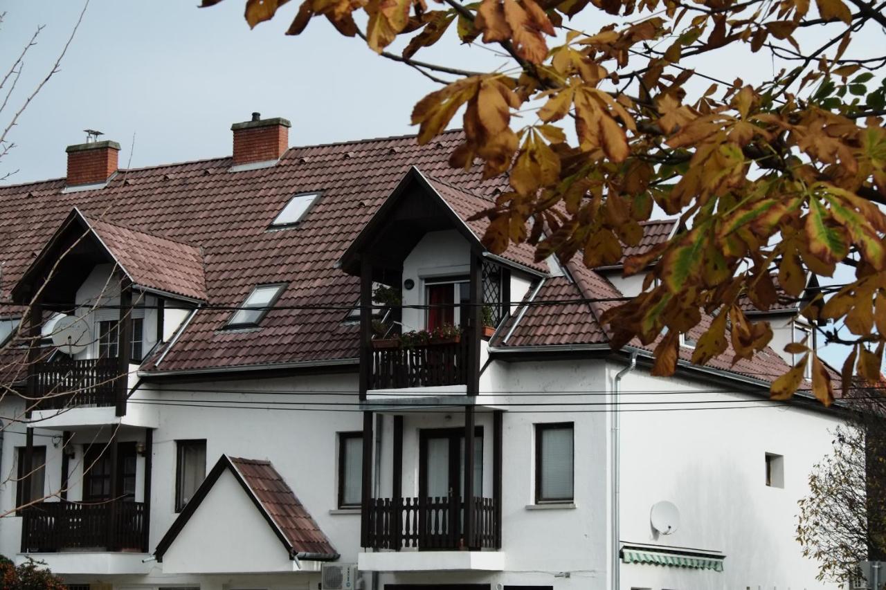 Arany Sziget Apartman Siófok Esterno foto